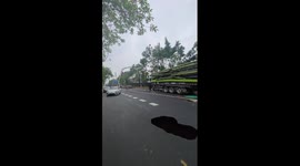 Sinkhole forms in road and disrupts traffic in China