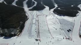 Ice-and-snow attractions in China gear up for winter tourism