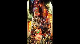 How Chinese people celebrate Spring Festival