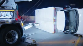 US, Los Angeles: Rancho Park Ambulance Flips On 10 Freeway