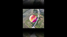 Balloon adventure over rural Guangxi in S China