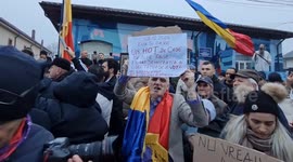 Romania: Calin Georgescu, presidential elections in Romania legally cancelled, Bucharest, Romania