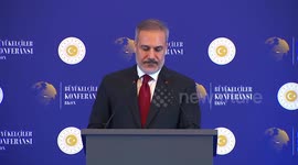Türkiye to help Syrian refugees return home safely: FM