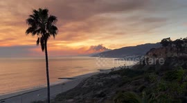 US: Franklin Fire Spreads Rapidly In Malibu, California 5