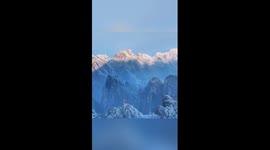 Rime ice decorates China's Mount Huangshan