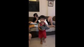 Toddler mimics 'expectation vs reality' meme with page boy antics at wedding