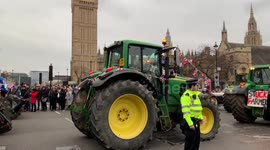 London: Farmers' Rally Gridlocks Westminster In Protest Against  Labour’s “Tractor Tax”