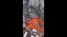 Great fire in Indonesia, 200 houses burned, 1,800 people displaced