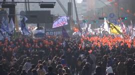 South Korea: Protesters gather in Seoul, demanding Yoon's impeachment