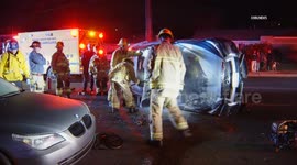 US, Los Angeles: Simi Valley Driver Extricated After Crashing Into Parked Cars