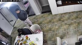 Toddler narrowly avoids accident with sliding glass door