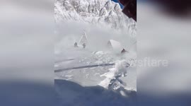Rescuers save volunteers trapped at Cherkessky Pass in Russia