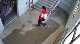 Factory Freight Elevator Plummets in Anhui: Worker Suffers Severe Injuries