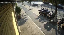 Car accident damages four motorcycles in Guangdong Province