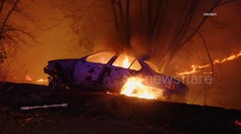 US, Los Angeles: Angeles National Forest Car Fire Spreads to Hillside With Sound On Tape