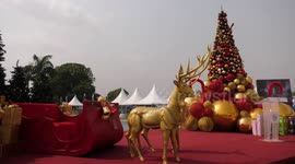 Cote d'Ivoire hosts Christmas tree party for children