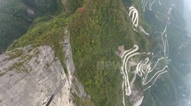Awesome Hand camera angle buzzing cable cars wingsuit Proximity BASE jump in China