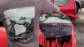 Amazing demonstration of heat sensitive paint applied to Nissan Skyline