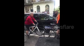 Cyclists block Boris Johnson's car in Brexit protest
