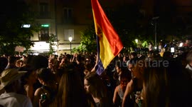 PODEMOS SUPPORTERS party before Pablo Iglesias arrives