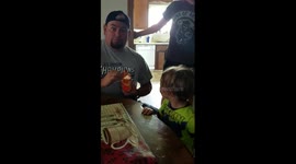 Toddler tries Mac and cheetos from burger king