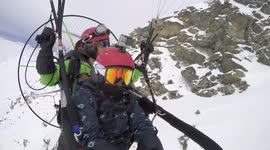 Amateur paramotorist proposes to girlfriend in the air