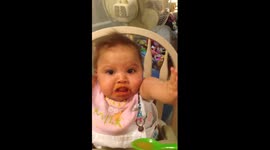 Baby's hilarious reaction to peaches