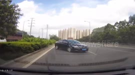 Lorry crashes into car while changing lanes