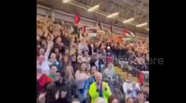 Ireland: Irish people celebrate on the occasion of shutting down the Israeli embassy in Dublin