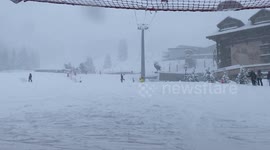 This weekend Courchevel got dozens of centimeters of snow. Snowstorm didn’t scared the tourists