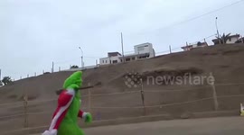 Peru: The Grinch stole Christmas from drug gangs in Lima
