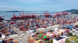 China's economic stability provides development opportunities for world: experts