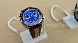 China: Huawei Sapphire Gold Smart Watch