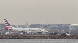 American Airlines briefly grounds all flights on technical issue