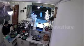 Person spills liquid while blending in Mexico City