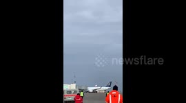 Kazakhstan: Azerbaijan Airlines plane crashes near the city of Aktau