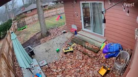 Mom’s Epic Slip-and-Fall Has Son in Stitches – Caught on Nest Cam