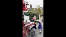 SANTA CRUISE DELIVERS A DAY LATE  !