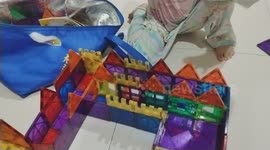 3 year-old girl created magnetic block maze for hamster