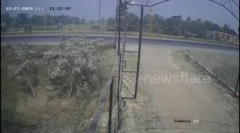 Dramatic Accident Caught on CCTV: Truck Overturns After Hitting Bike on Darbhanga-Madhubani Four-Lane