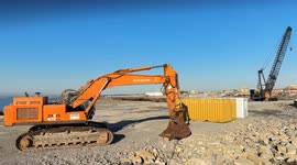 The construction site of the new commercial port and the new dock under construction in Fiumicino.