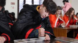 Fostering understanding: U.S. students celebrate cultural exchange in N China