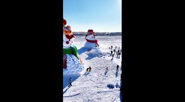 Giant snowmen attract attention in China's Harbin