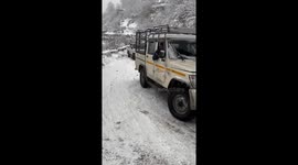 Vehicles skid on slippery road in Kullu, India