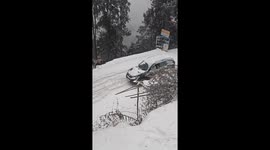 Multiple cars skid on slippery slope in Kufri, India