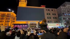 Anti-climax as big screens remain blank as large crowds count down to New Year