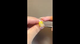 Artist paints awesome SpongeBob SquarePants nail art