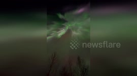US: Dazzling Northern Lights Illuminate New Year's Night in Stunning Video