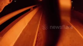 US: Dramatic Video Shows Firefighters on Air Tackling Freeway Vehicle Fire