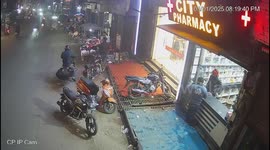 India: A U-turn on Bijnor Road in Amroha city, an Innova car lost its balance.
